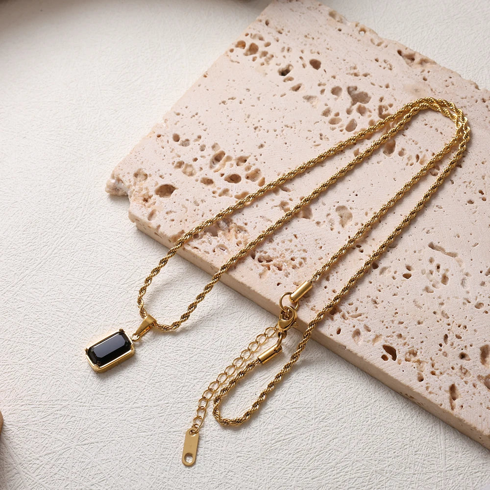 Taranto Necklace