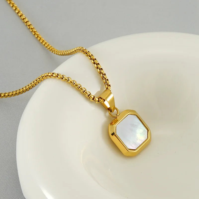 Capri Necklace